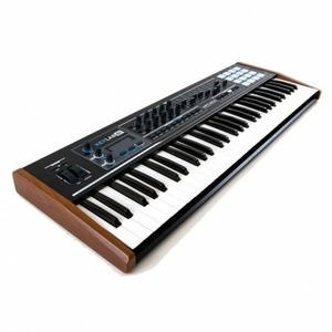 Миди контроллер Arturia KeyLab 61 Black Edition