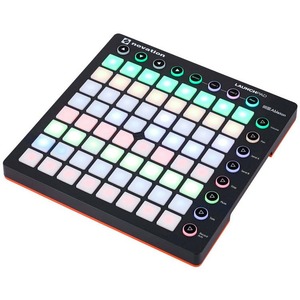 Миди контроллер Novation Launchpad MK2