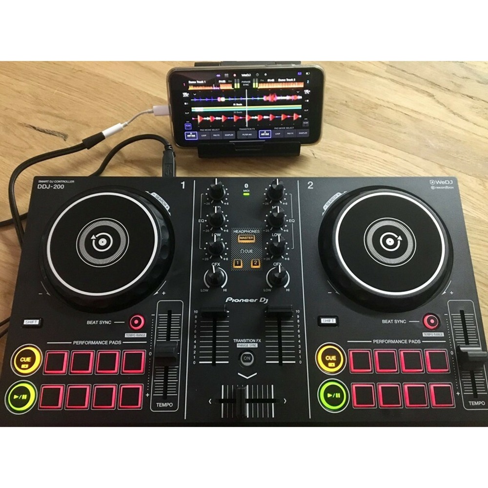 Купить DJ контроллера Pioneer DDJ-200 недорого, отзывы, фотографии,  характеристики, низкие цены в интернет магазине БигТВ с доставкой по городу  Москва