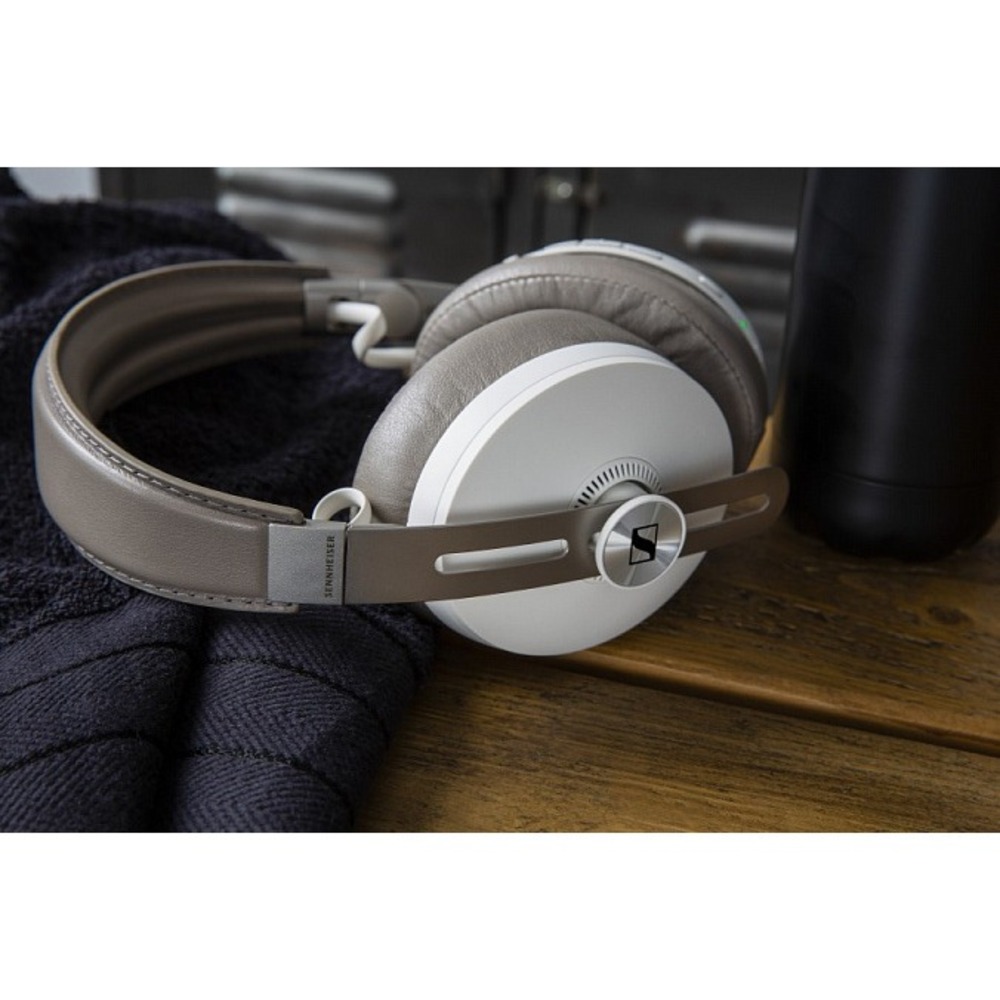 Sennheiser momentum sandy white sale