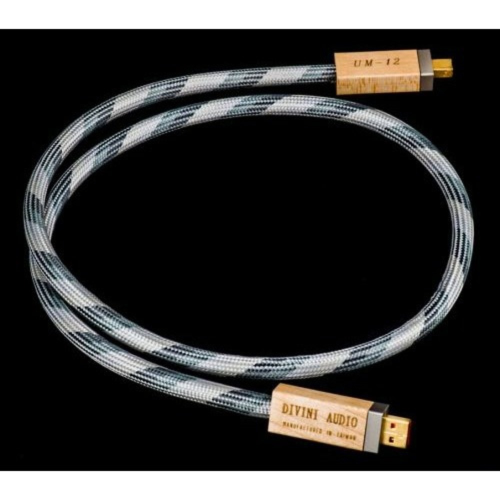 Кабель USB 2.0 Тип A - B Divini Audio UM-12 USB Cable 1.5m