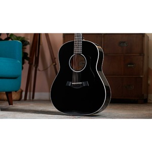 Электроакустическая гитара TAYLOR 217e-BLK Plus