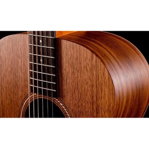 Электроакустическая гитара TAYLOR Academy 22e Walnut Top Grand Concert Natural