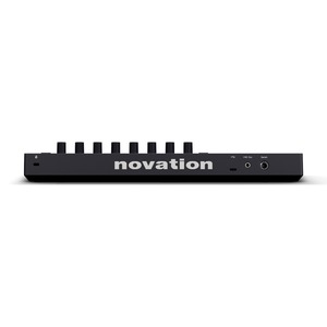 Миди клавиатура Novation Launchkey Mini 25 MK4